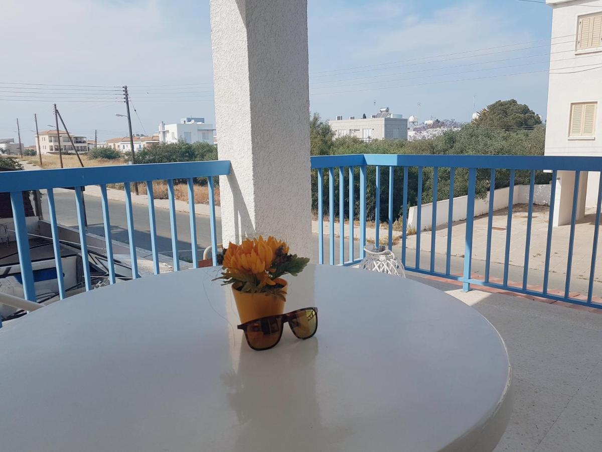 Cozy Holyday Apartament Paralimni Ngoại thất bức ảnh